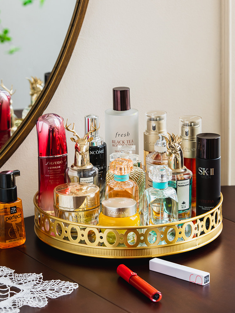 Light luxury mirror brass rota - High Luxury Skincare recension och pris