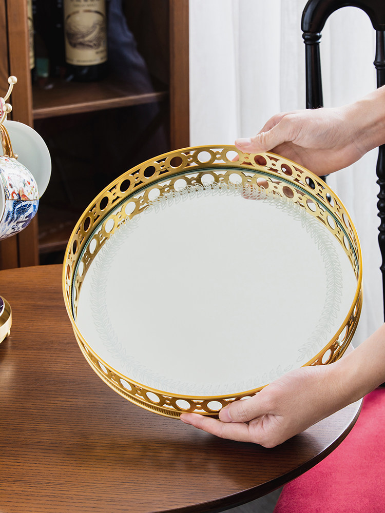 Light luxury mirror brass rota - High Luxury Skincare recension och pris